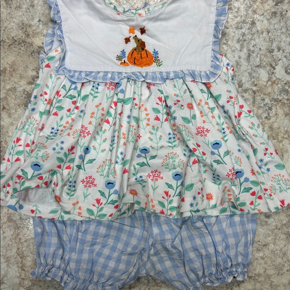 Busy Bee Smocks bloomer set  with Pumpkin Embroidery